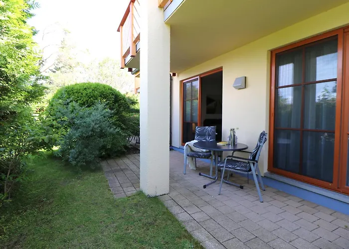 Oewern Diek App 02 * Wustrow (Fischland)